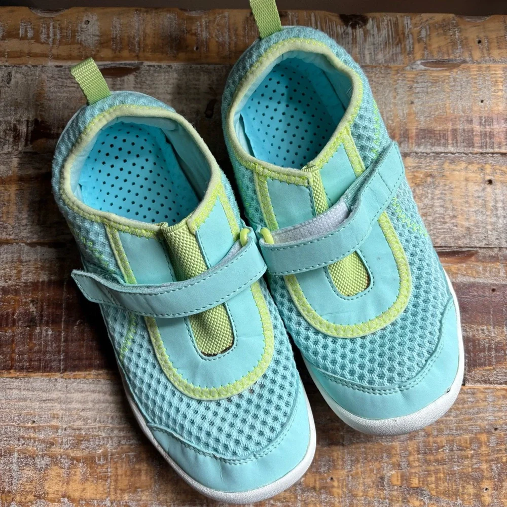 Lands' End Blue and Green Water Shoes for Aquatic Adventures